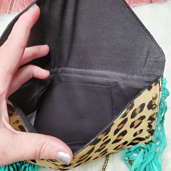 Leopard Fringe Crossbody - Picture 2 of 2